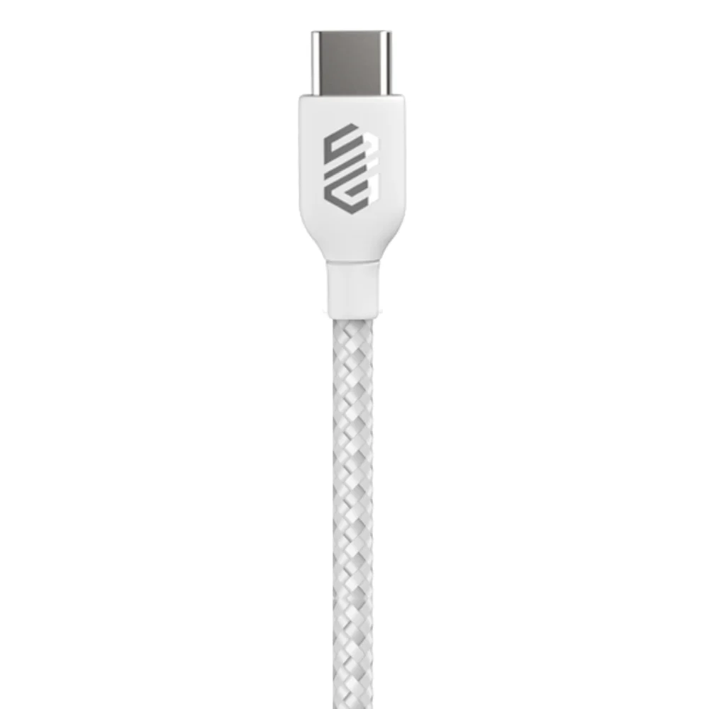 كابل Smart Gate (طراز SGCA-BCCF100W) بمنفذ USB-C إلى USB-C، مغطى بجديلة حماية، يدعم الشحن السريع، بطول 1 متر، باللون الأبيض.